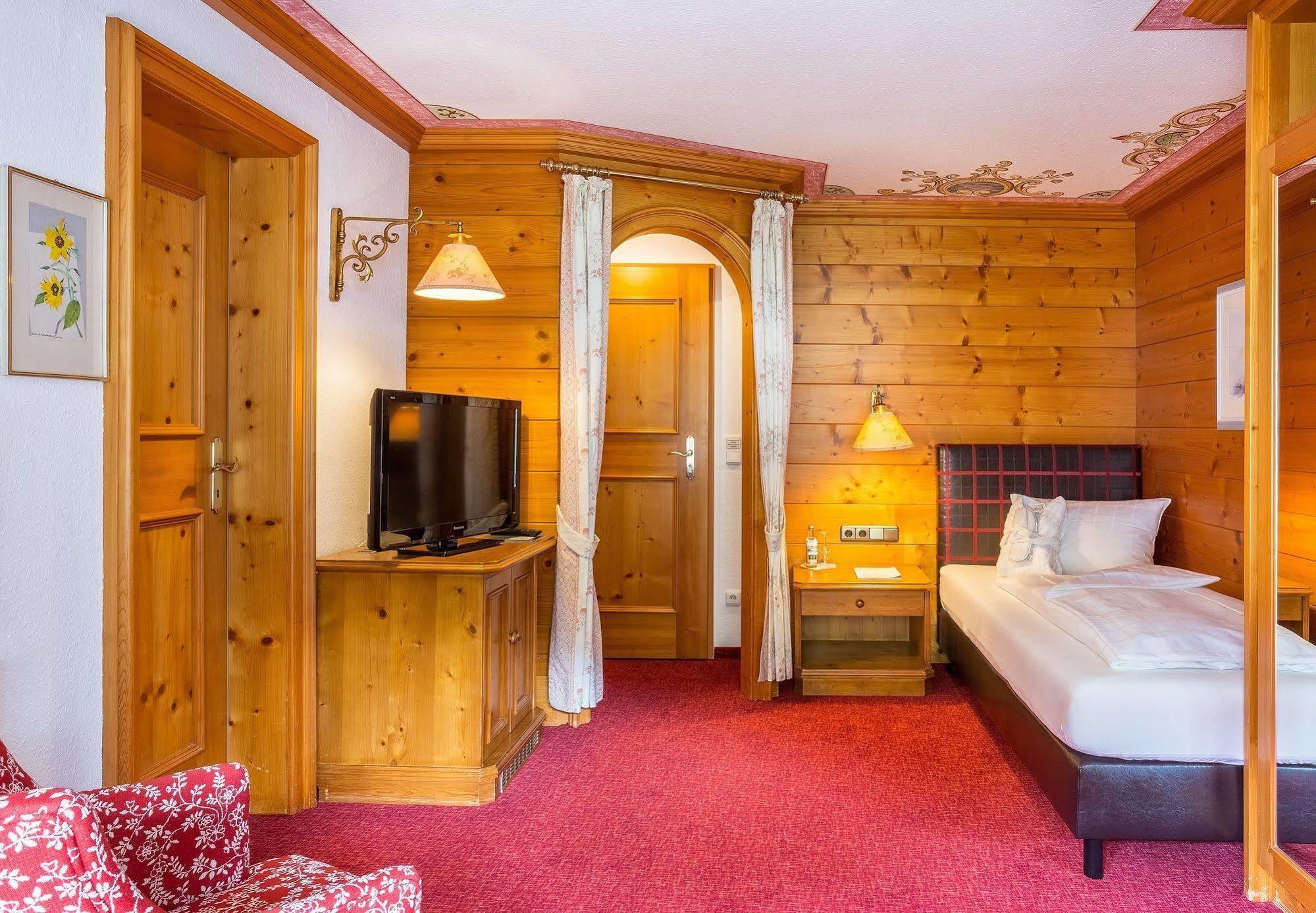 Alpenhotel Oberstdorf - Ein Rovell Hotel Eksteriør bilde